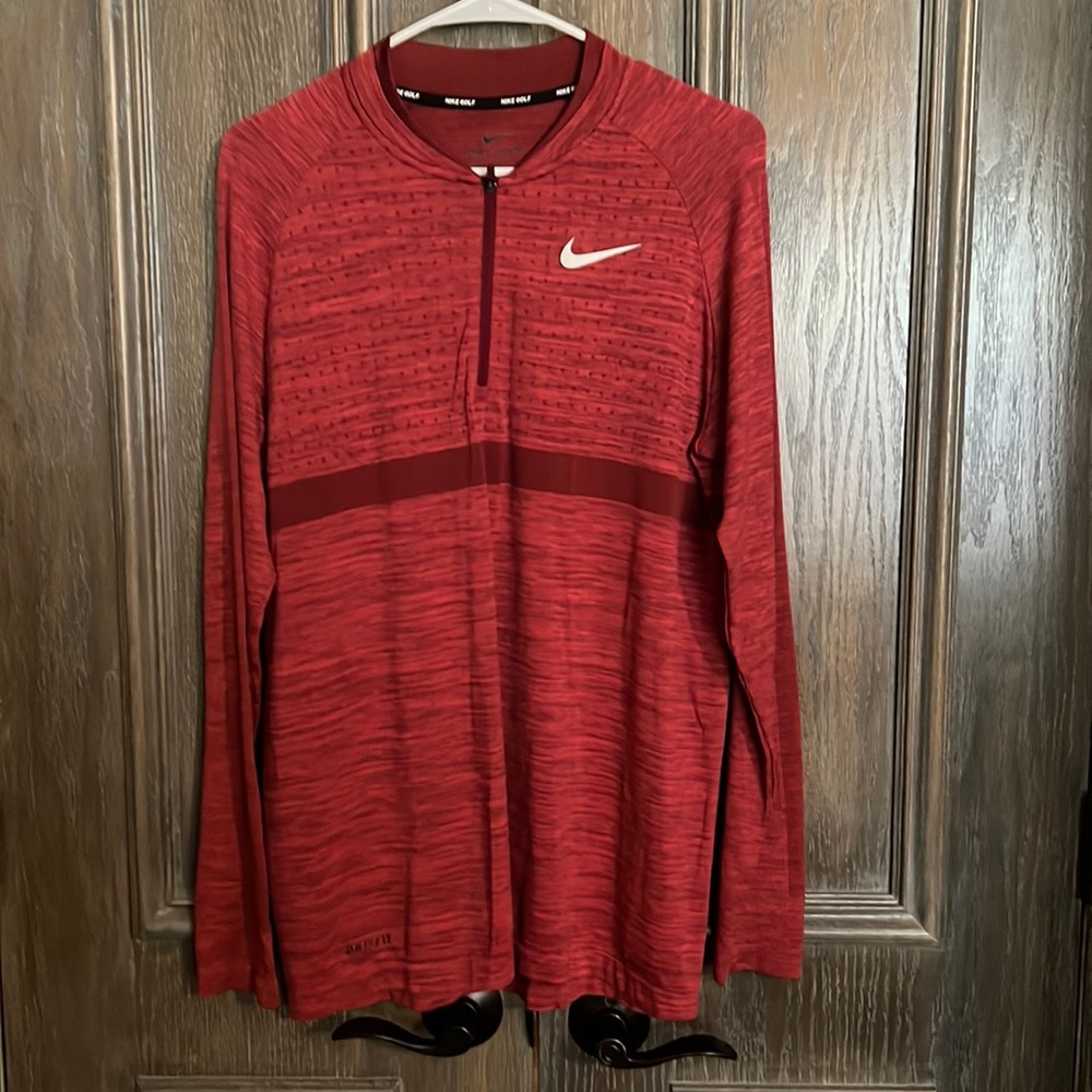 Nike Golf Dri-Fit 1/4 zip pullover. Men’s medium crimson red. Great condition.